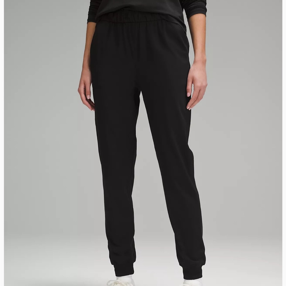 LuluLemon stretch jogger